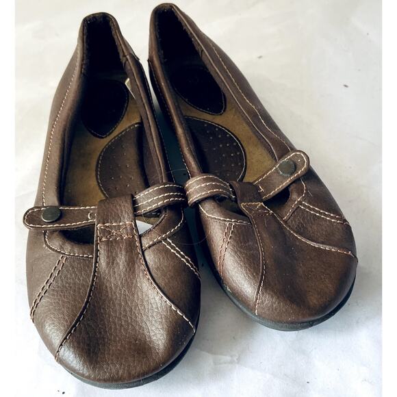 Women's size 8 Brown Loafers faux leather comfort - Picture 7 of 7